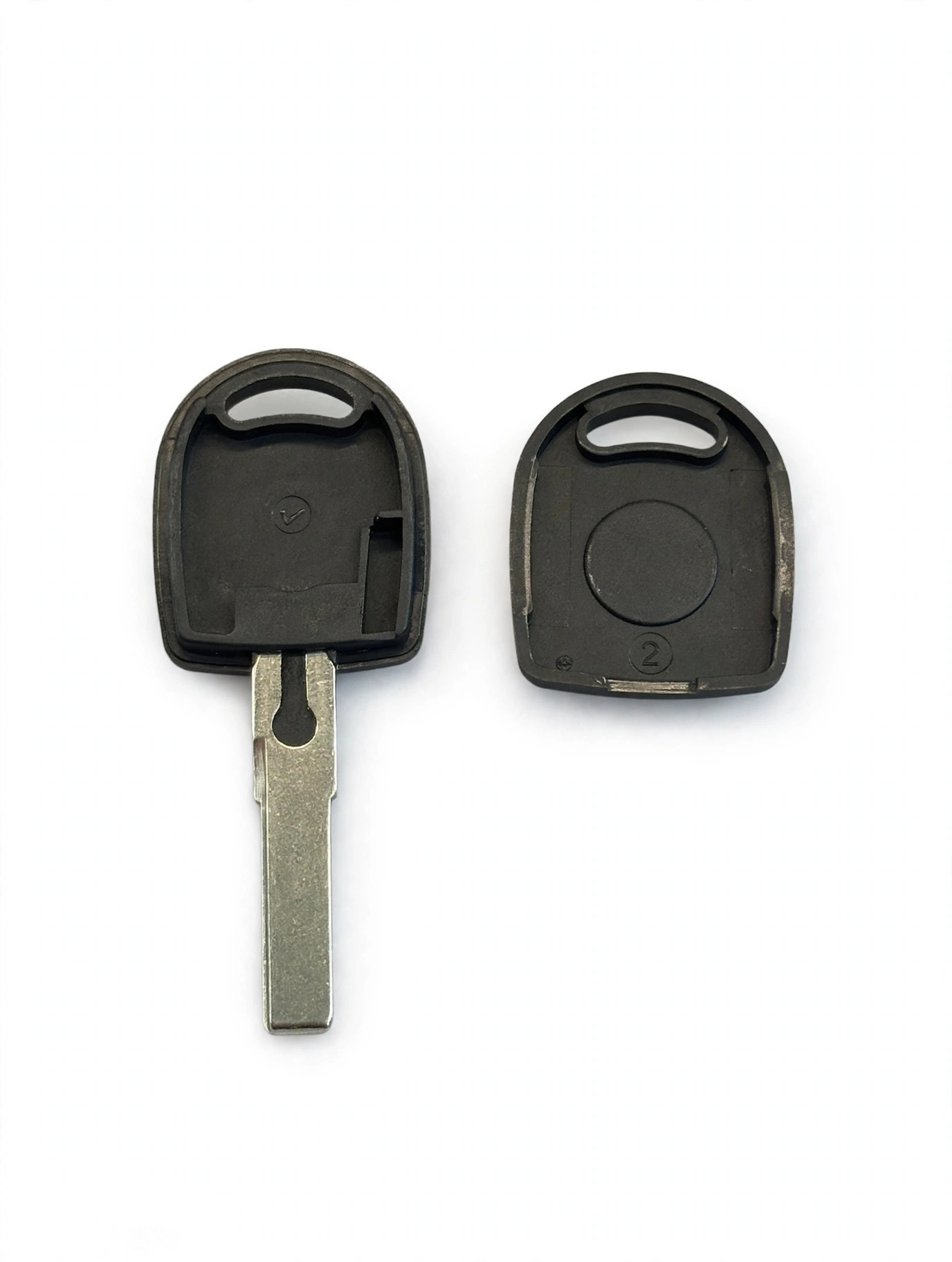 VW Flip Key Shell 2-Button HU66 (Uncut, No Chip) view 3
